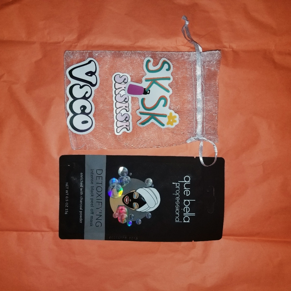 HUGE GIVEAWAYπ (CLOSED) - Picture 2 of 8